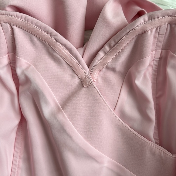 🎀 LAVISH ALICE | Off the Shoulder Dress | Size 10 - Picture 9 of 15